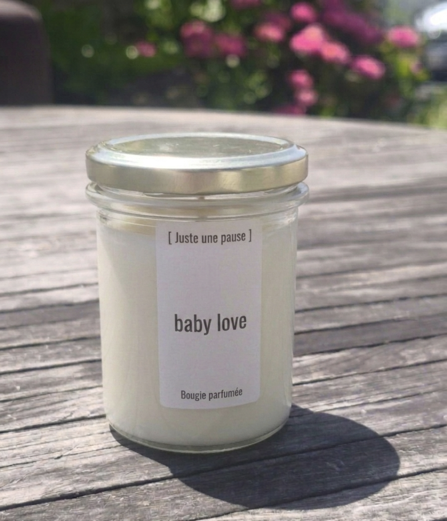 Bougie coulée baby love